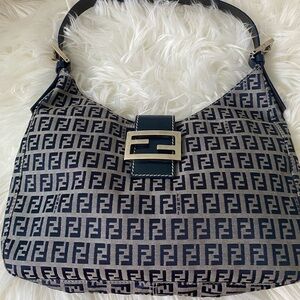 Fendi preloved 100 percent Authentic ❤️